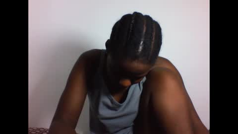 Snapshot of deliciousbabe01 chatting on 03/23/26, 02:21 EVAH online show from 03/23/26, 02:21