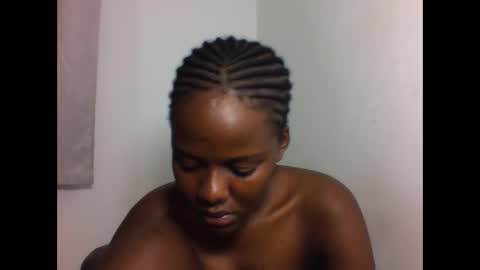 Snapshot of deliciousbabe01 chatting on 05/02/26, 06:57 EVAH online show from 05/02/26, 06:57