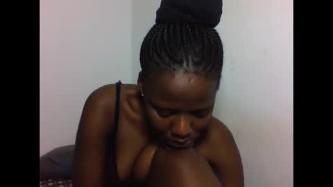 Snapshot of deliciousbabe01 chatting on 05/26/26, 02:07 EVAH online show from 05/26/26, 02:07