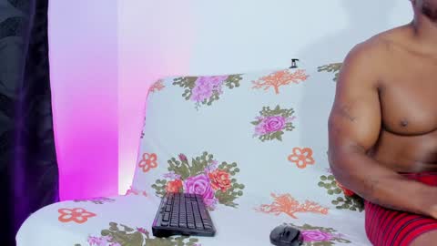 Snapshot of deliciouscocoa chatting on 02/08/25, 10:29 Jean paul and Salome online show from 02/08/25, 10:29