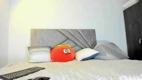 Snapshot of deliciouscocoa chatting on 10/12/25, 11:09 Jean paul and Salome online show from 10/12/25, 11:09