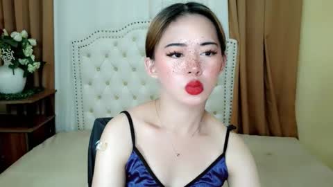 Snapshot of deliciously_sophie chatting on 04/30/26, 07:36 Sophie online show from 04/30/26, 07:36