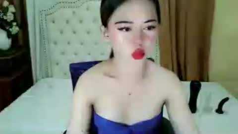Snapshot of deliciously_sophie chatting on 07/11/26, 02:47 Sophie online show from 07/11/26, 02:47