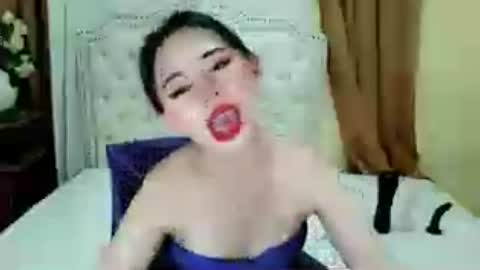 Snapshot of deliciously_sophie chatting on 07/13/26, 07:00 Sophie online show from 07/13/26, 07:00