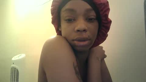 Snapshot of delightfuldark chatting on 03/07/25, 03:39 delightfuldark online show from 03/07/25, 03:39