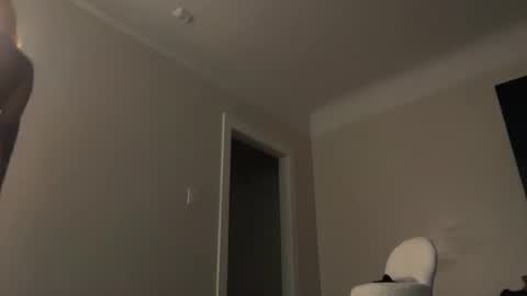 Snapshot of delightfuldark chatting on 11/12/25, 05:24 delightfuldark online show from 11/12/25, 05:24