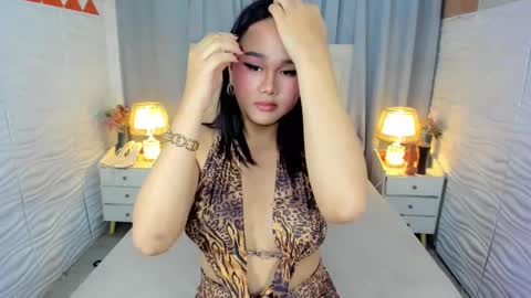 Tyra Colins online show from 12/17/24, 09:16