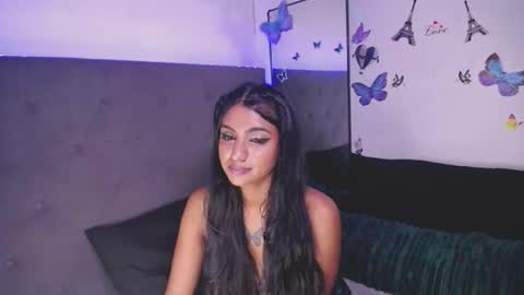 Delilah Blaze online show from 10/29/25, 07:04