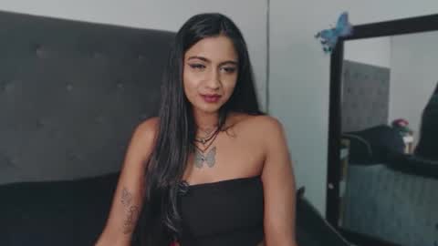 Snapshot of delilah_blazee chatting on 06/07/26, 08:01 Delilah Blaze online show from 06/07/26, 08:01