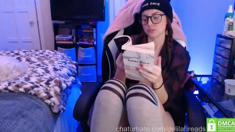 Snapshot of delilahreads chatting on 01/17/25, 10:01 Delilah online show from 01/17/25, 10:01