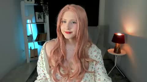 Delilah or Laila online show from 07/17/26, 08:57