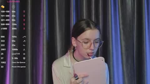 Rochel online show from 12/21/25, 04:03