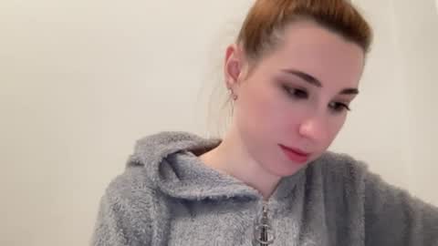 Delivery      online show from 02/06/25, 01:49