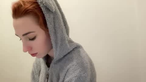 Delivery      online show from 02/12/25, 10:04