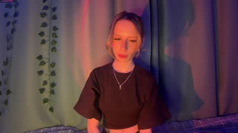 Snapshot of dellacampbell chatting on 04/09/26, 05:07 Della online show from 04/09/26, 05:07