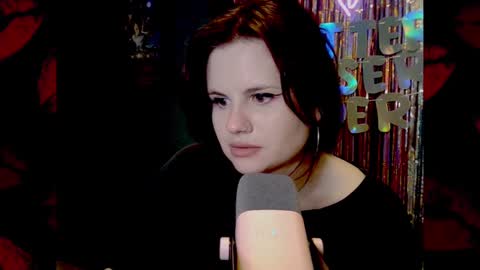 Snapshot of dellacrush_ chatting on 02/13/25, 08:45 dellacrush_ online show from 02/13/25, 08:45