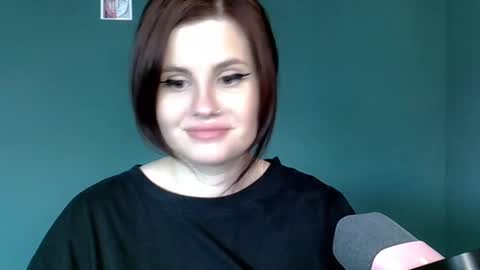 Snapshot of dellacrush_ chatting on 02/24/25, 05:09 dellacrush_ online show from 02/24/25, 05:09