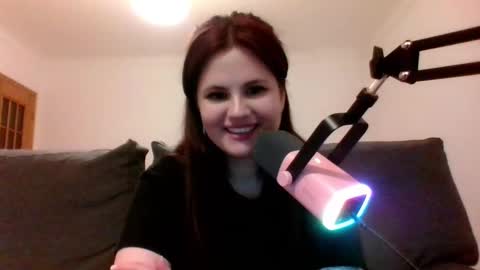 Snapshot of dellacrush_ chatting on 03/02/25, 10:16 dellacrush_ online show from 03/02/25, 10:16