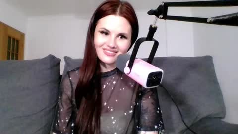 Snapshot of dellacrush_ chatting on 03/12/25, 09:03 dellacrush_ online show from 03/12/25, 09:03