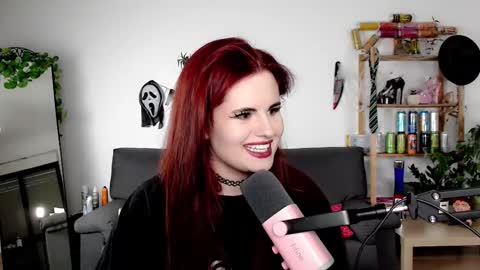 Snapshot of dellacrush_ chatting on 10/11/25, 05:33 dellacrush_ online show from 10/11/25, 05:33