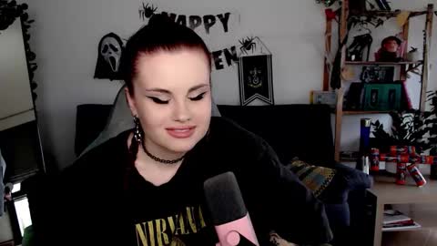 Snapshot of dellacrush_ chatting on 11/03/25, 08:59 dellacrush_ online show from 11/03/25, 08:59