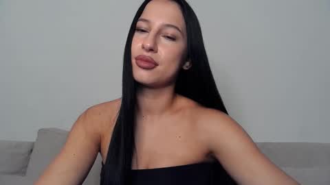 Snapshot of delly_love chatting on 09/14/25, 07:57 delly_love online show from 09/14/25, 07:57