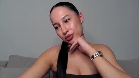 Snapshot of delly_love chatting on 09/16/25, 06:53 delly_love online show from 09/16/25, 06:53