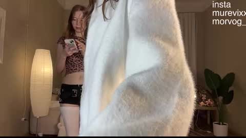 Snapshot of delorathecookie chatting on 11/09/25, 01:20 Delora online show from 11/09/25, 01:20