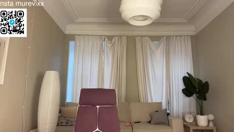 Snapshot of delorathecookie chatting on 12/04/25, 10:24 Delora online show from 12/04/25, 10:24