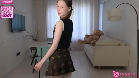 Snapshot of delorathecookie chatting on 04/03/26, 06:00 Delora online show from 04/03/26, 06:00