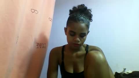 delphine online show from 03/27/26, 10:15