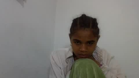 delphine online show from 07/07/26, 06:47