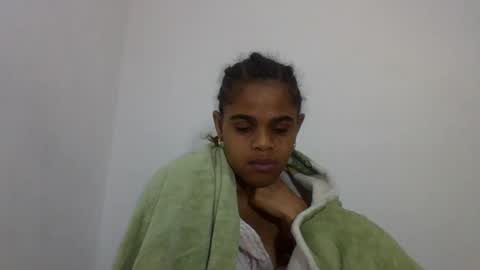 delphine online show from 07/07/26, 07:29
