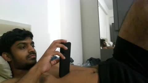 Snapshot of delta0211 chatting on 12/14/25, 11:37 delta0211 online show from 12/14/25, 11:37