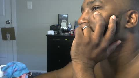 delta7012 online show from 02/28/25, 07:46