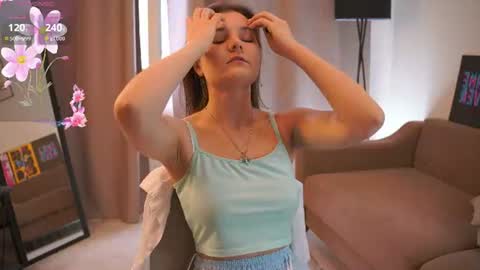 Snapshot of demetricekanady chatting on 06/15/26, 04:04 Hi my name is Sari nice to see you in my Room online show from 06/15/26, 04:04