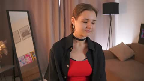 Snapshot of demetricekanady chatting on 07/08/26, 04:06 Hi my name is Sari nice to see you in my Room online show from 07/08/26, 04:06