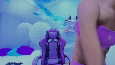 DEMI online show from 11/19/25, 11:32