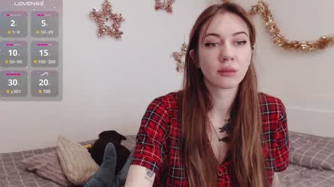 Snapshot of demiamour chatting on 01/08/25, 10:48 Demi. not your babybabebb and other shit online show from 01/08/25, 10:48