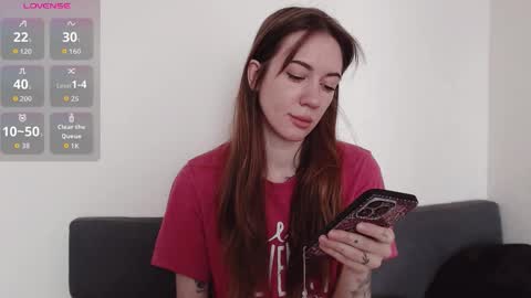 Snapshot of demiamour chatting on 09/18/25, 09:44 Demi. not your babybabebb and other shit online show from 09/18/25, 09:44