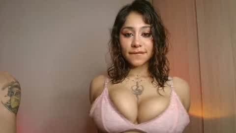 demian_melany_ online show from 05/01/26, 04:06