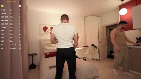 Snapshot of demianblake chatting on 10/24/25, 03:19 demianblake online show from 10/24/25, 03:19