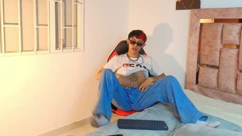 Snapshot of demiansalvatore chatting on 11/29/25, 10:46 Demian and Salvatore online show from 11/29/25, 10:46