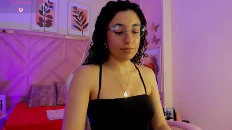 Snapshot of demijones_ chatting on 12/18/25, 05:02 Demi online show from 12/18/25, 05:02