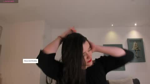 DEMI NOVA online show from 05/01/26, 11:04