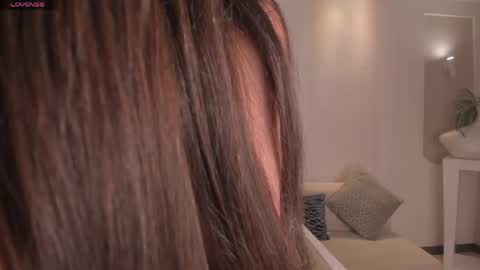 DEMI NOVA online show from 05/20/26, 11:16