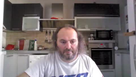 Snapshot of demon52 chatting on 02/05/25, 02:59 DEMON52 online show from 02/05/25, 02:59