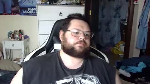 Matthew Cewe online show from 04/18/26, 06:23