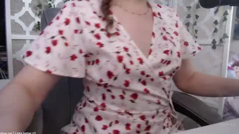 Snapshot of demuredeliah chatting on 07/05/26, 06:48 Deliah online show from 07/05/26, 06:48