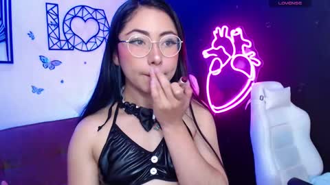 Demy  online show from 02/21/25, 11:32